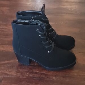 Elegant Black Lace-Up Ankle Boots for Women